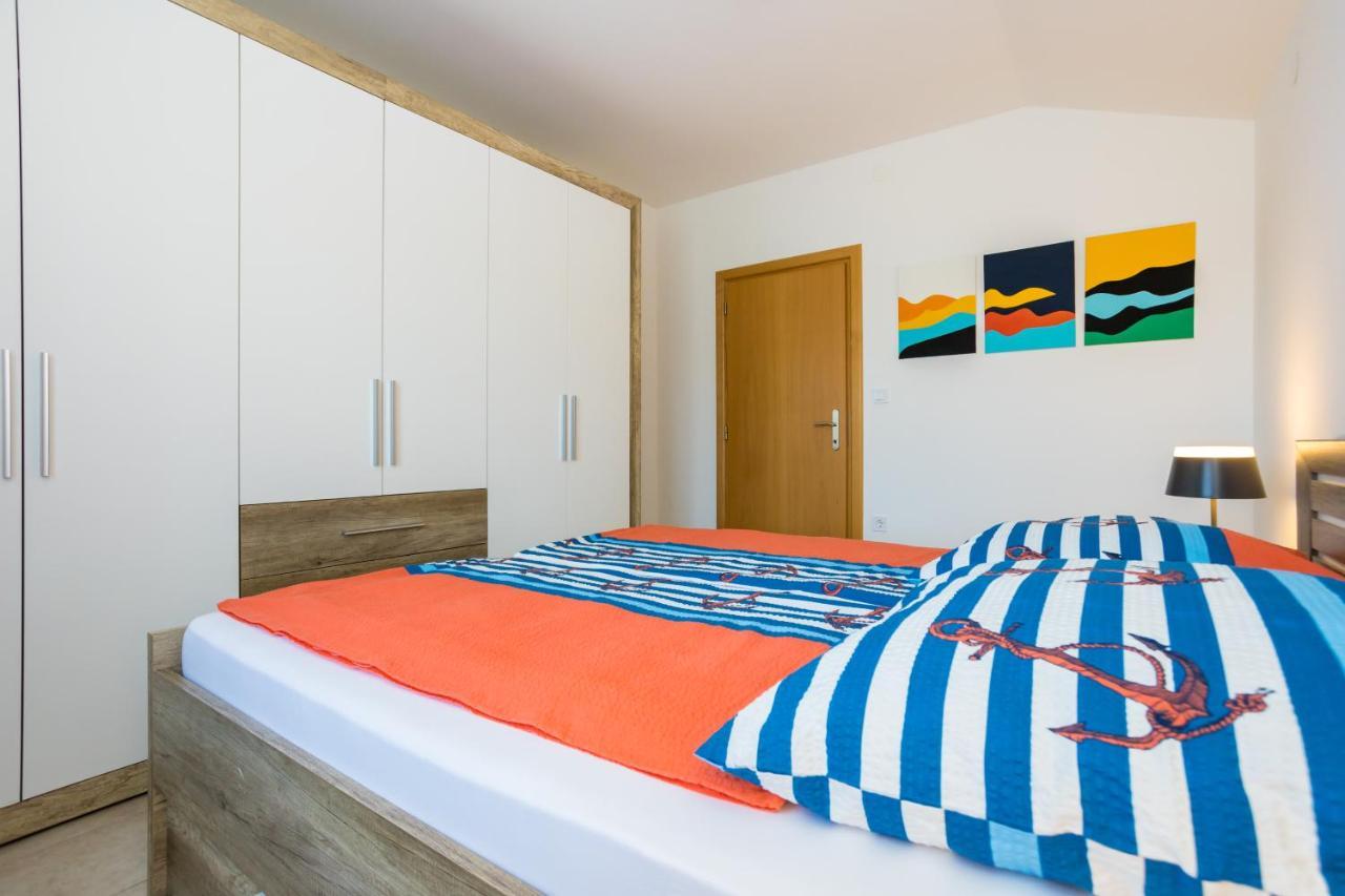 Apartments Sara Milohnici Εξωτερικό φωτογραφία