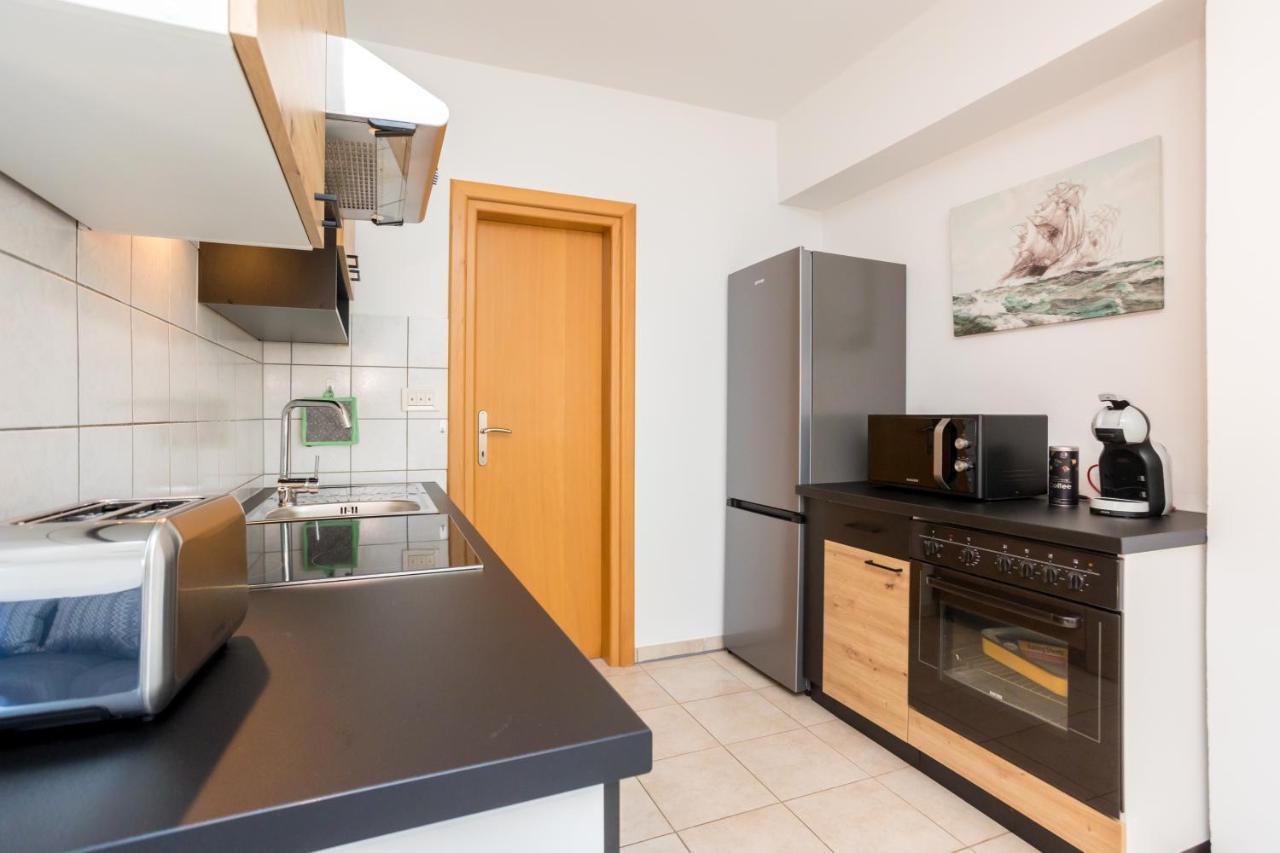 Apartments Sara Milohnici Εξωτερικό φωτογραφία